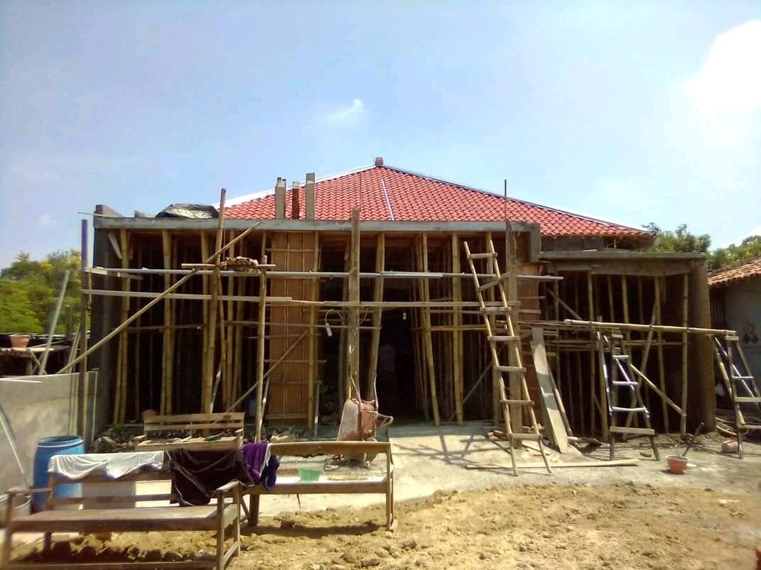 proses Renovasi Rumah Ibu Rini